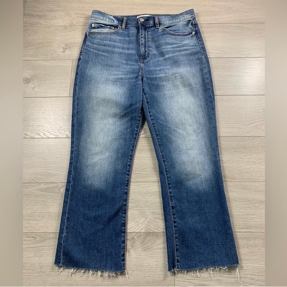Daze High Rise Raw Hem Straight Leg Ankle Jeans - Picture 3 of 16